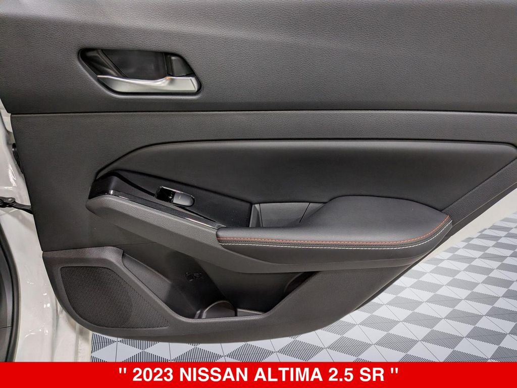 2023 Nissan Altima SR