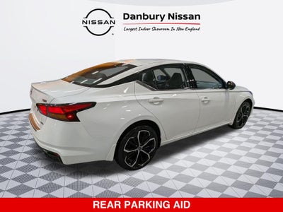 2023 Nissan Altima SR