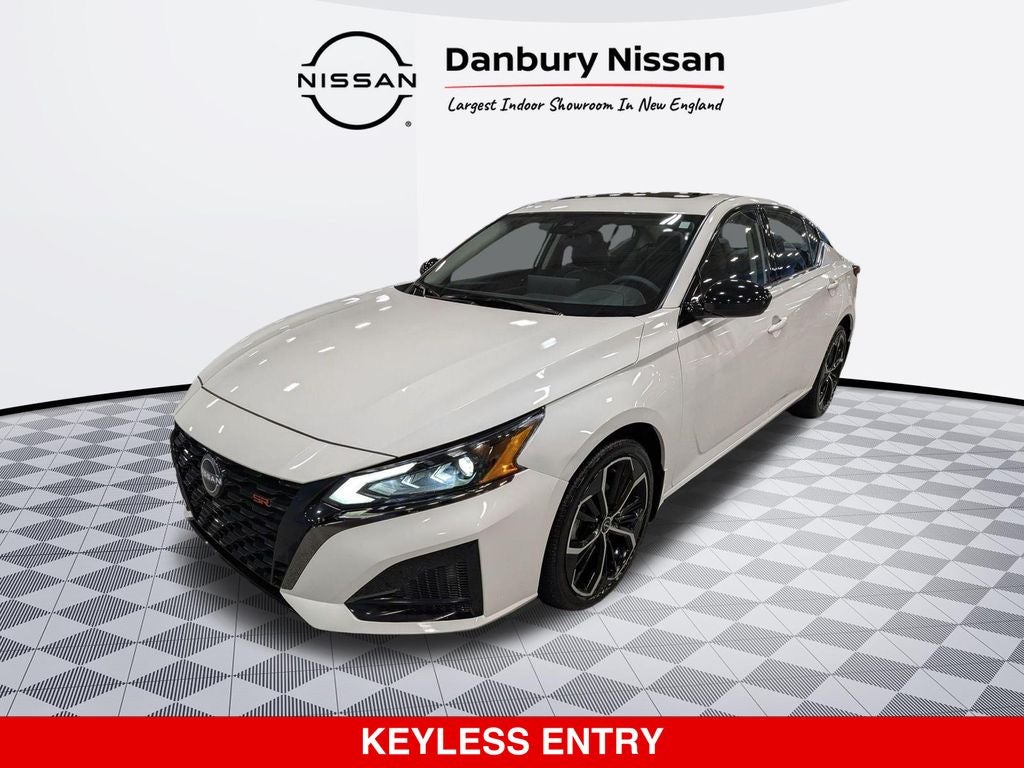 2023 Nissan Altima SR