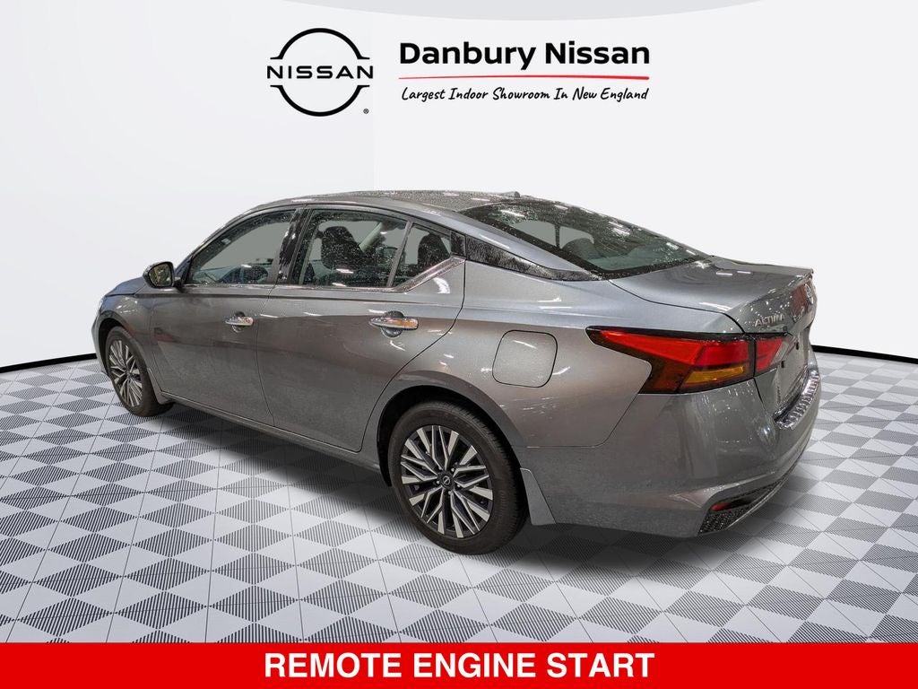 2023 Nissan Altima SV