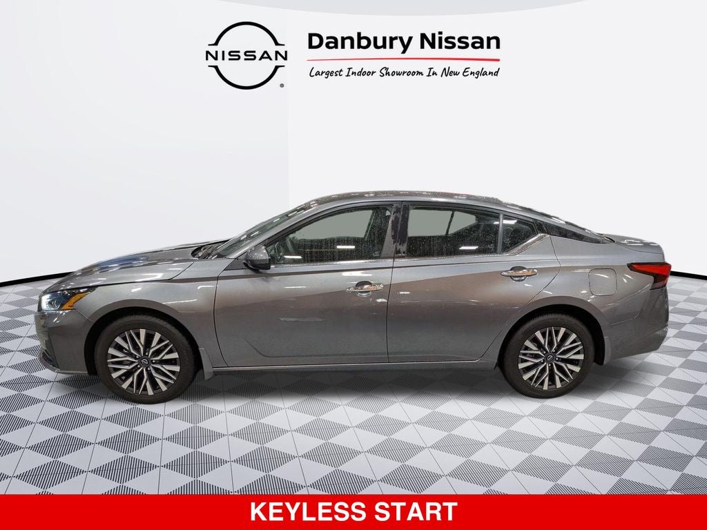 2023 Nissan Altima SV