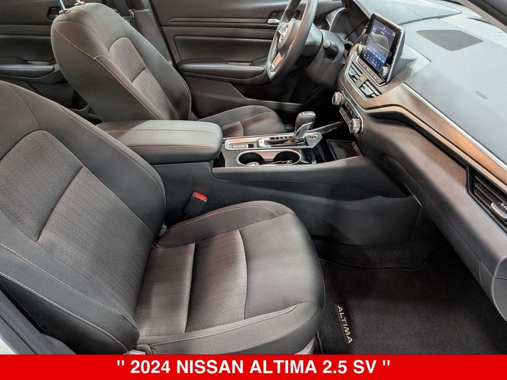 2024 Nissan Altima SV