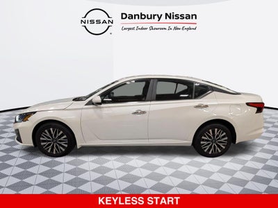 2023 Nissan Altima SV