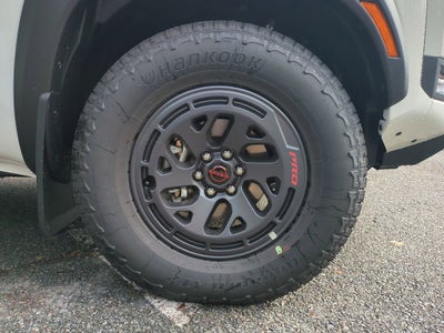 2025 Nissan Frontier Crew Cab PRO-4X®