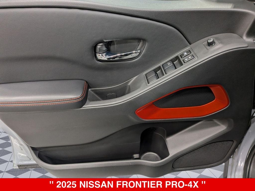2025 Nissan Frontier Crew Cab PRO-4X®