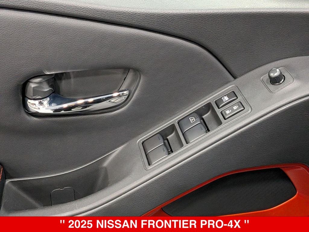 2025 Nissan Frontier Crew Cab PRO-4X®