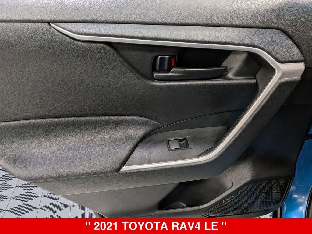 2021 Toyota RAV4 LE