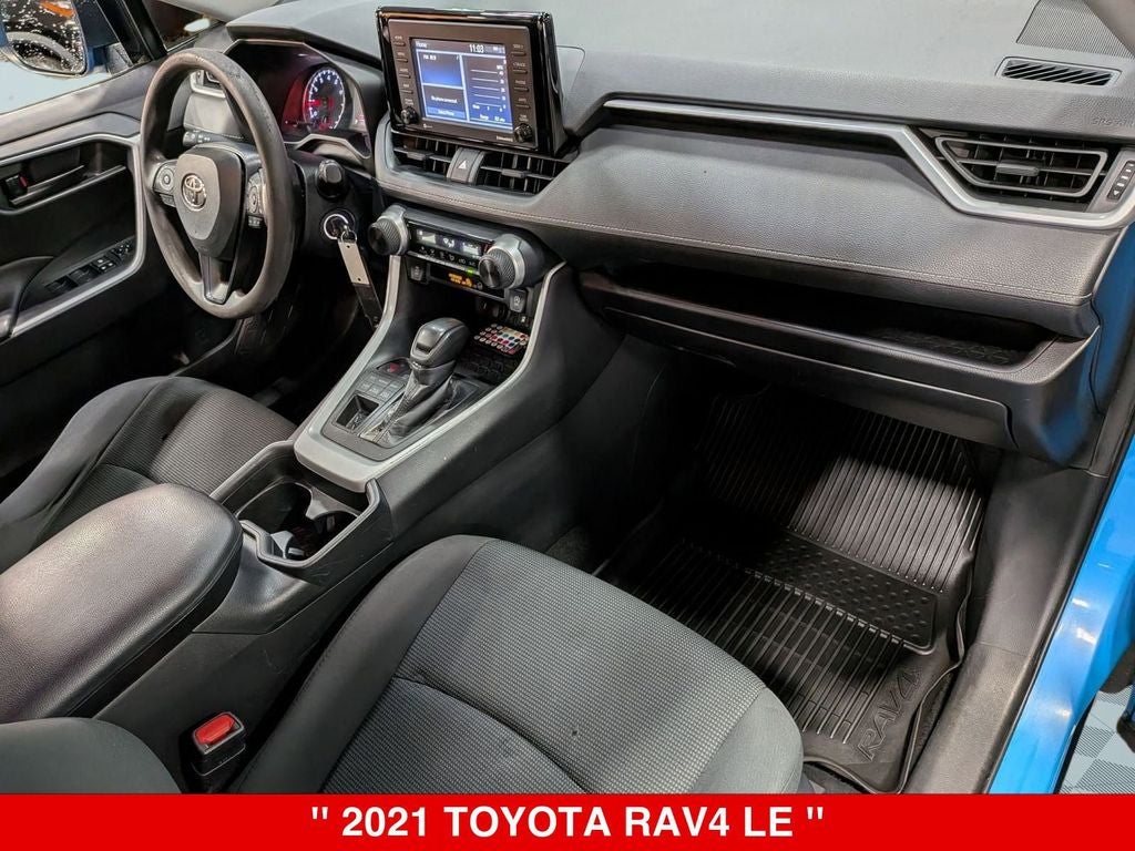 2021 Toyota RAV4 LE