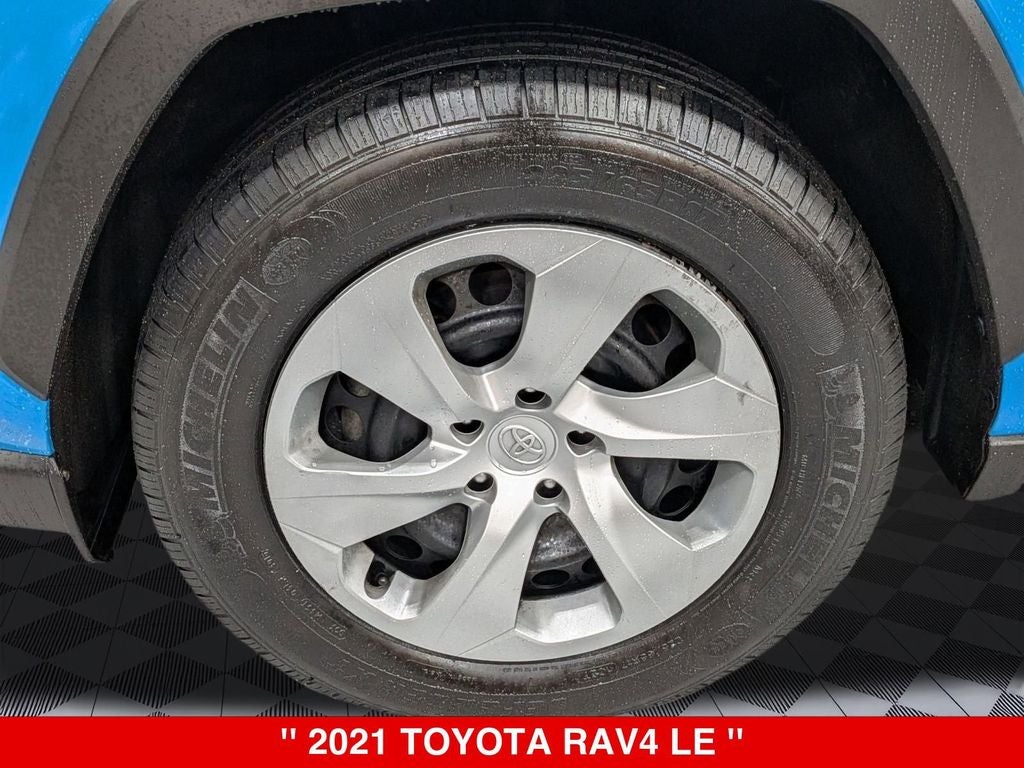 2021 Toyota RAV4 LE