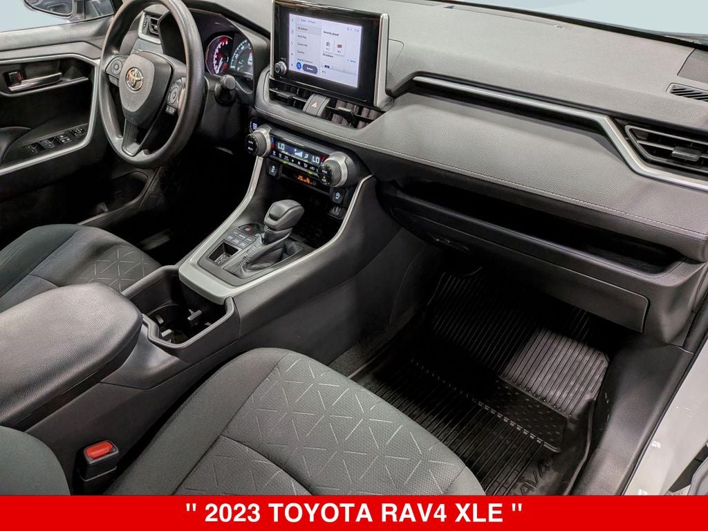 2023 Toyota RAV4 XLE