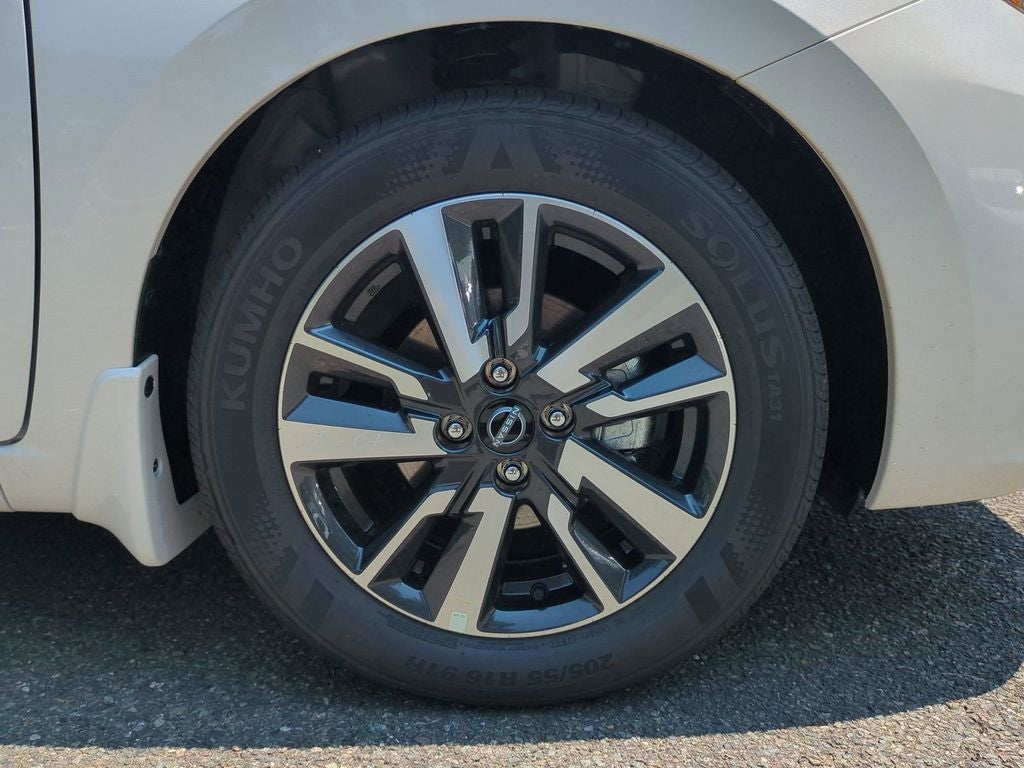 2025 Nissan Versa 1.6 SV