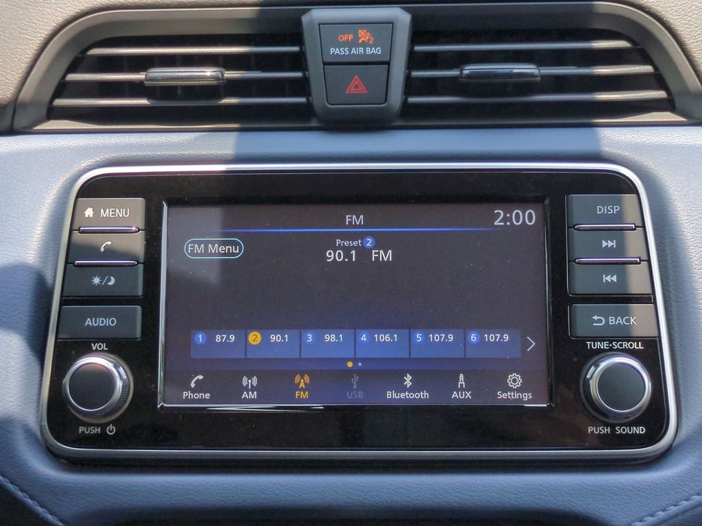 2025 Nissan Versa 1.6 SV