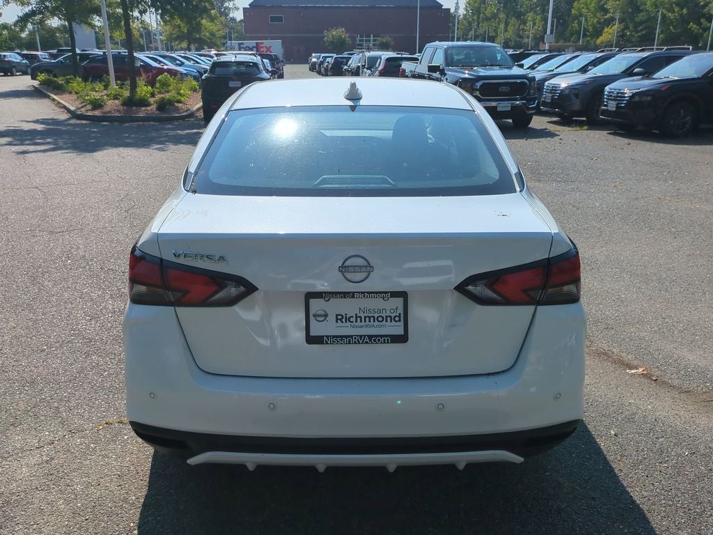 2025 Nissan Versa SV