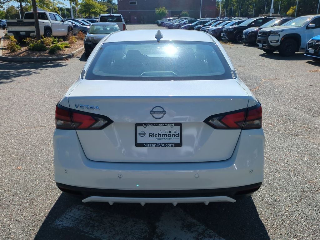 2025 Nissan Versa SV