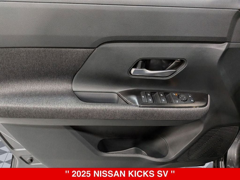 2025 Nissan Kicks SV