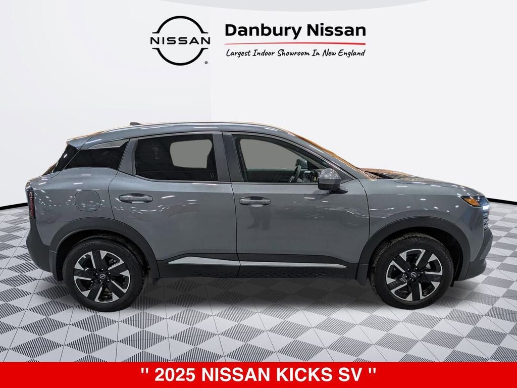 2025 Nissan Kicks SV