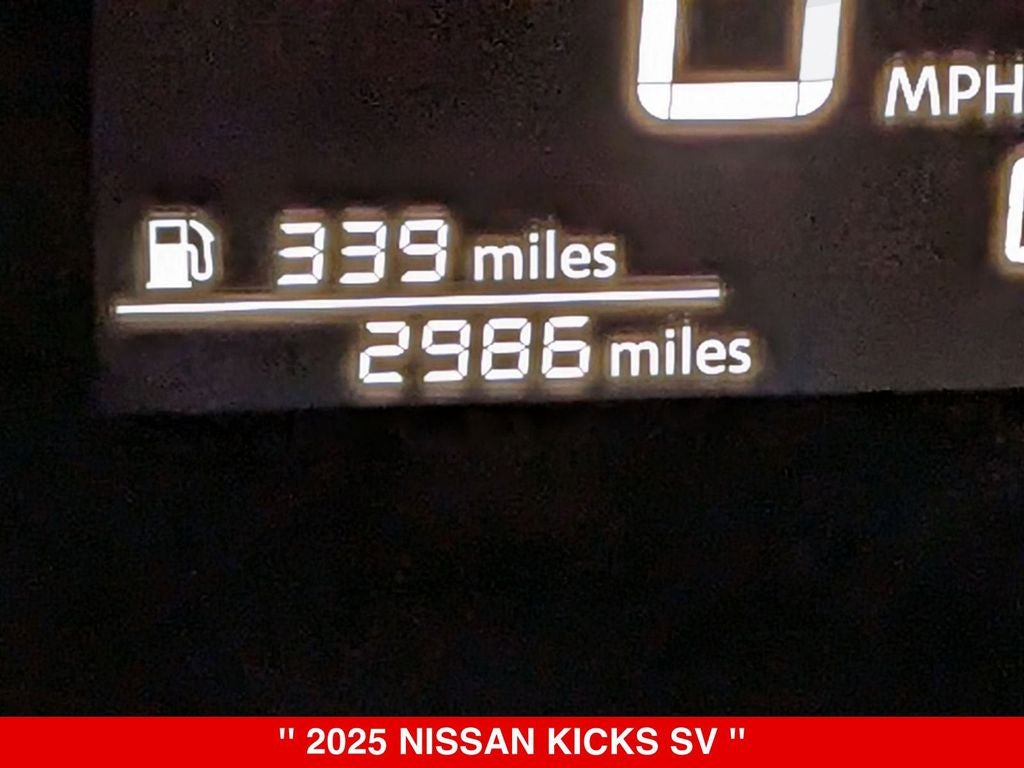 2025 Nissan Kicks SV