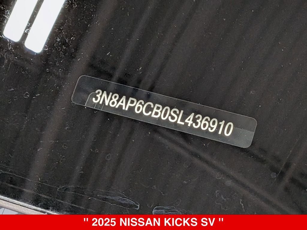 2025 Nissan Kicks SV