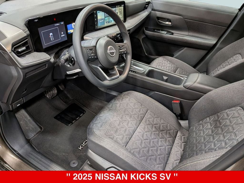 2025 Nissan Kicks SV