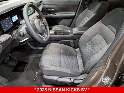 2025 Nissan Kicks SV