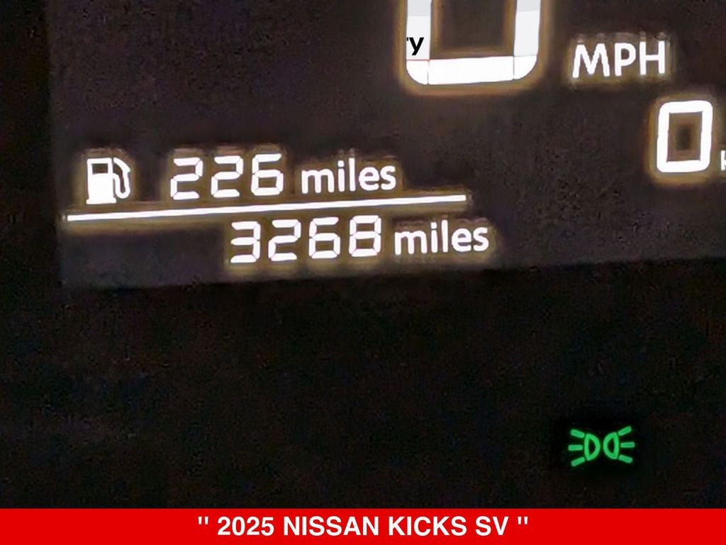2025 Nissan Kicks SV