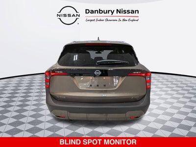 2025 Nissan Kicks SV