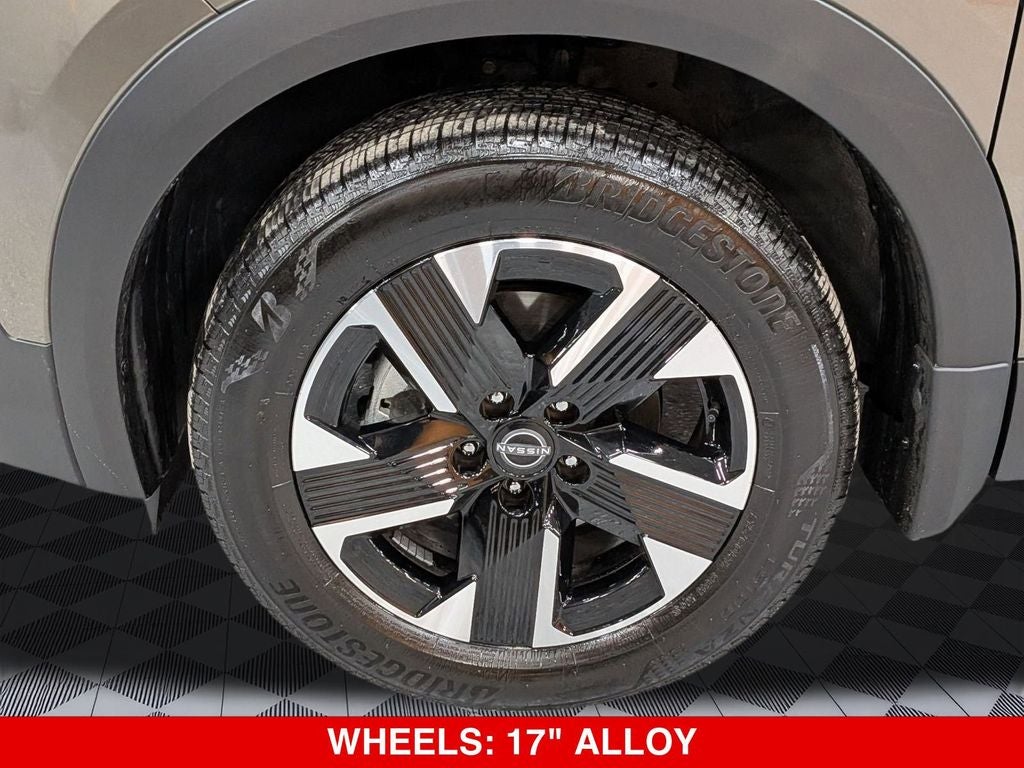 2025 Nissan Kicks SV