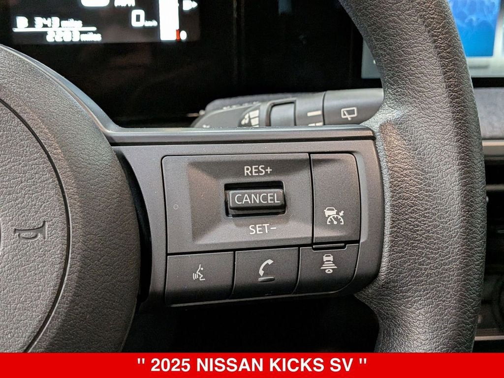 2025 Nissan Kicks SV