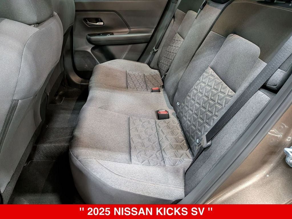 2025 Nissan Kicks SV