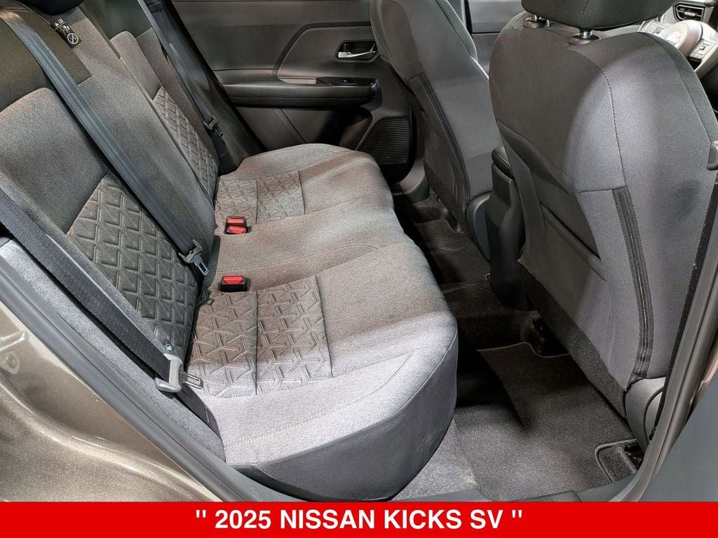 2025 Nissan Kicks SV
