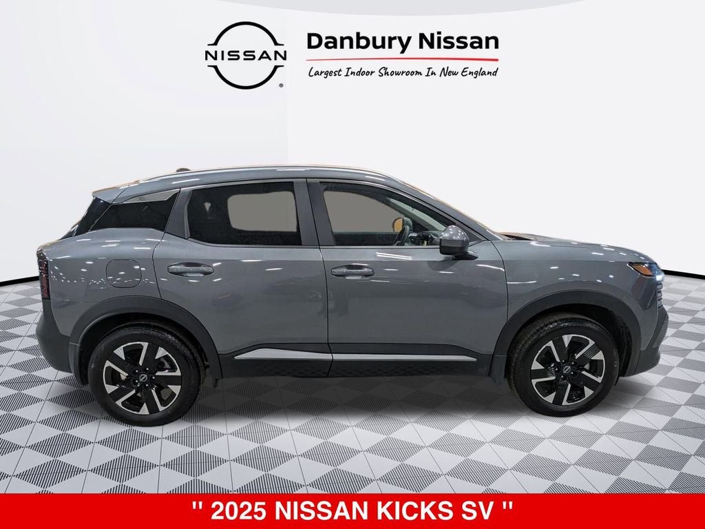 2025 Nissan Kicks SV