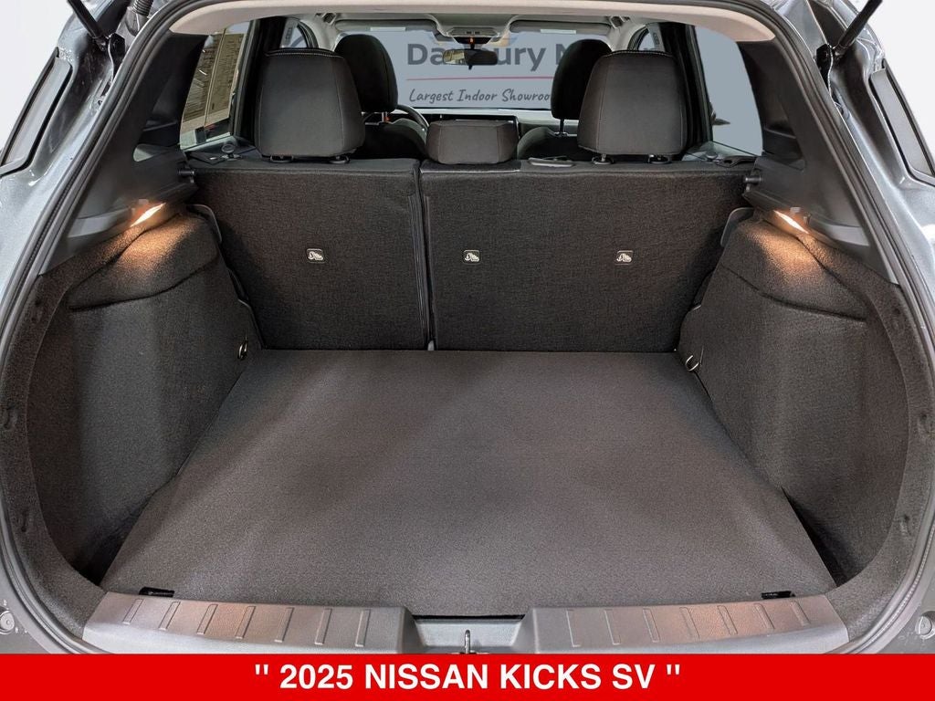 2025 Nissan Kicks SV