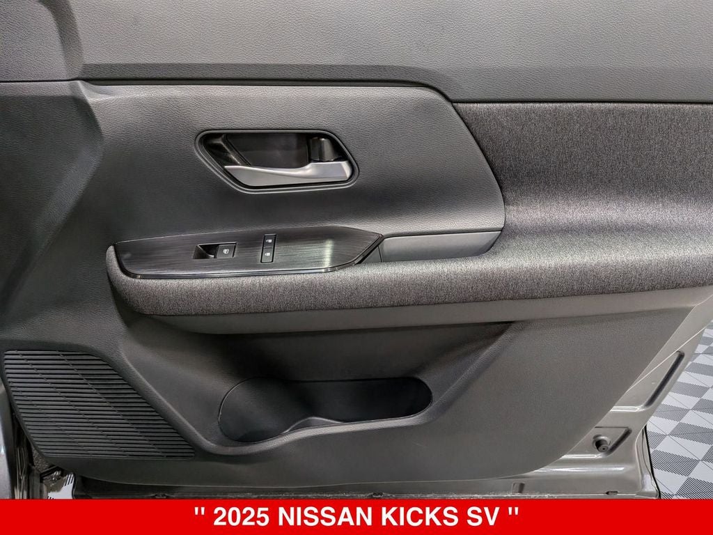 2025 Nissan Kicks SV