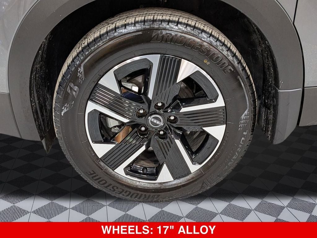 2025 Nissan Kicks SV