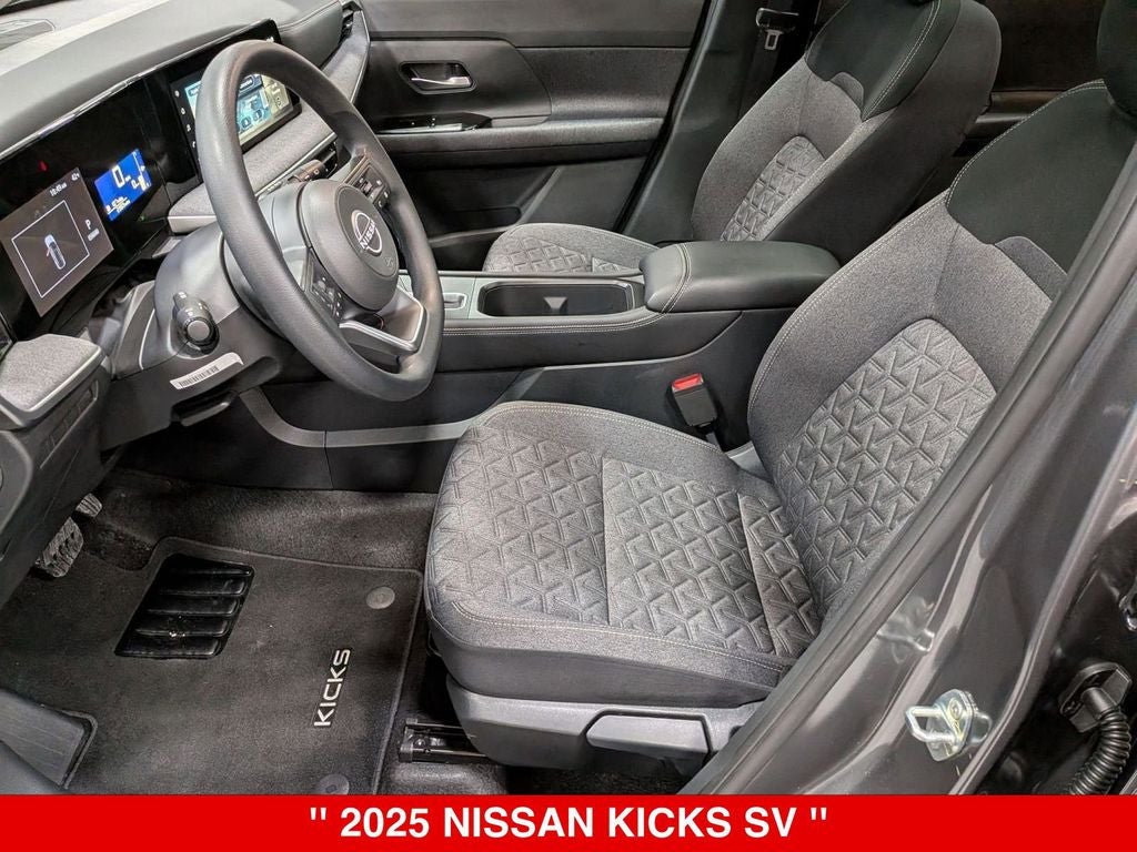 2025 Nissan Kicks SV