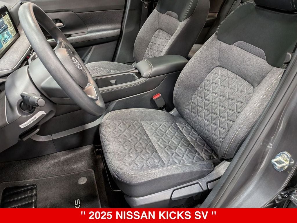 2025 Nissan Kicks SV