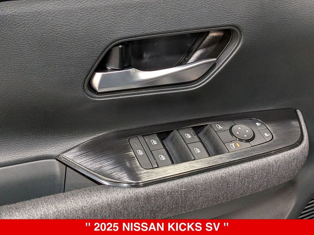 2025 Nissan Kicks SV