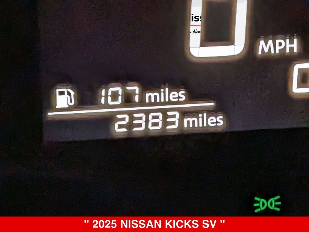 2025 Nissan Kicks SV