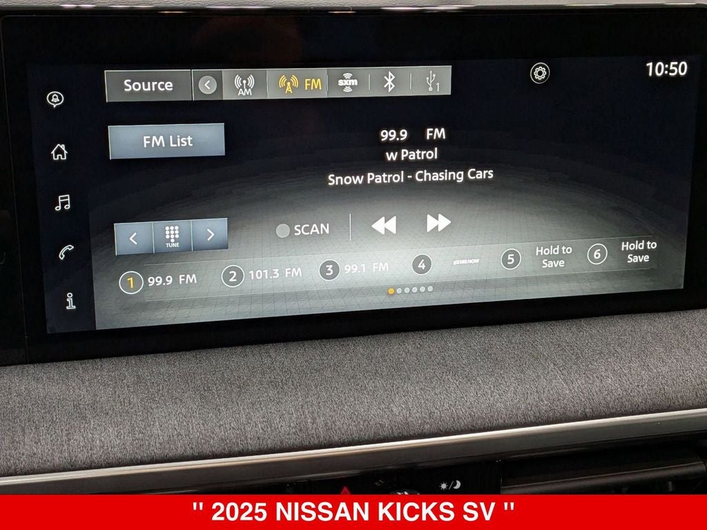 2025 Nissan Kicks SV