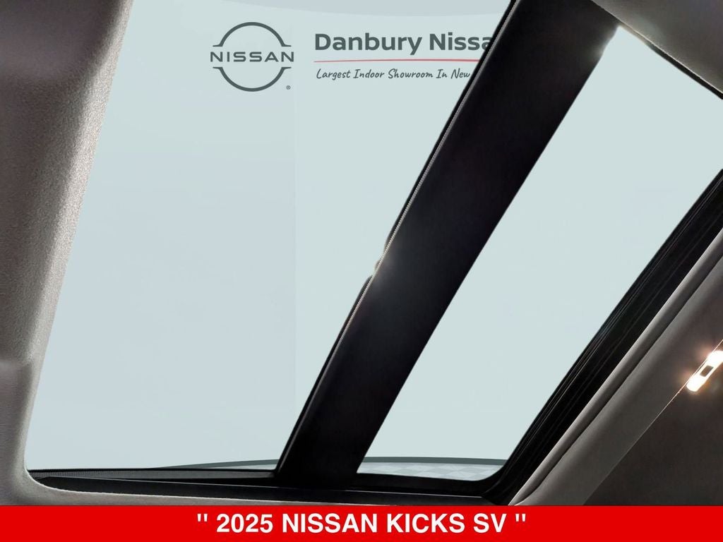 2025 Nissan Kicks SV