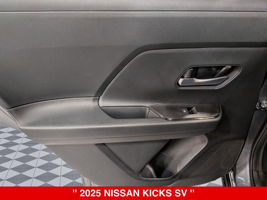 2025 Nissan Kicks SV