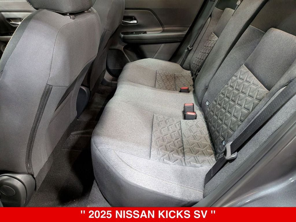 2025 Nissan Kicks SV