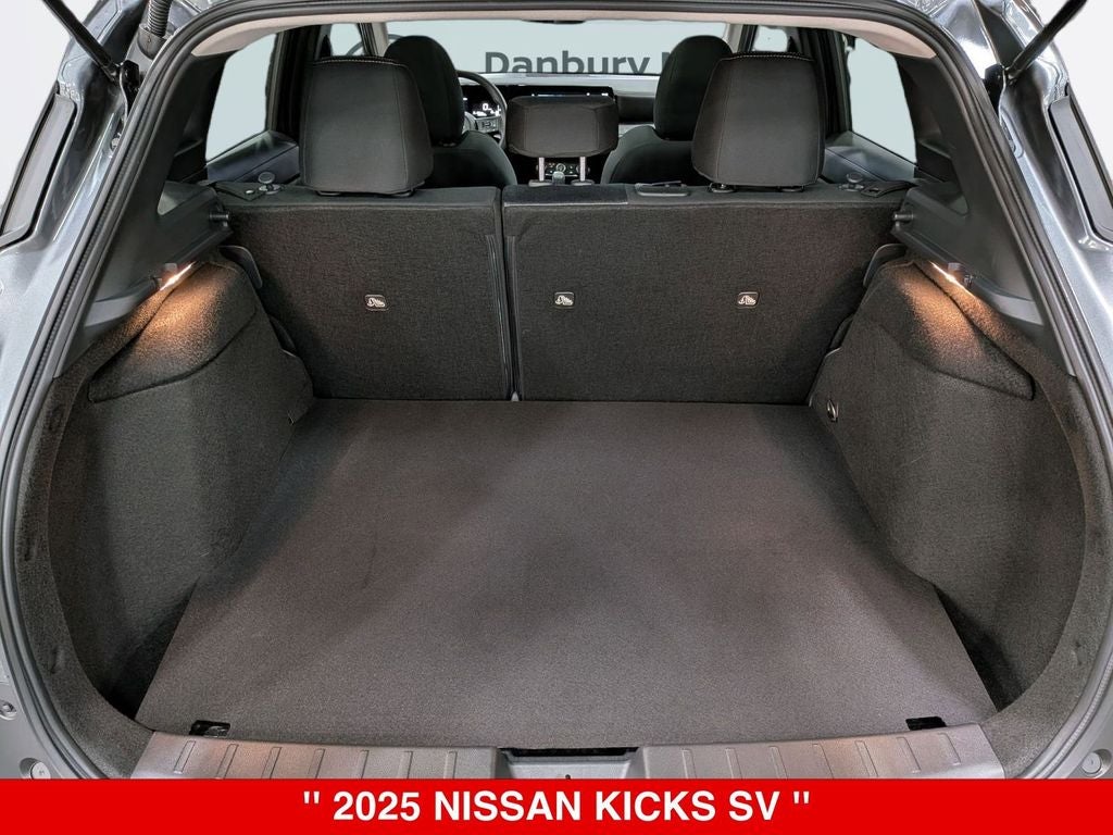 2025 Nissan Kicks SV