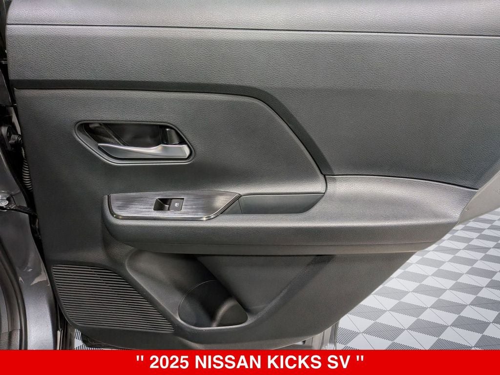 2025 Nissan Kicks SV