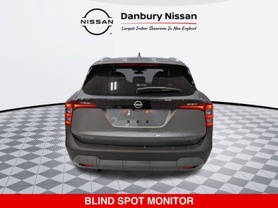 2025 Nissan Kicks SV