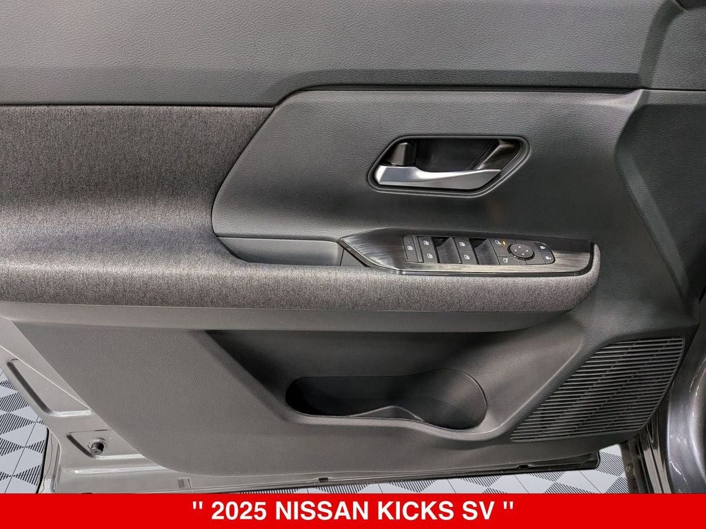 2025 Nissan Kicks SV