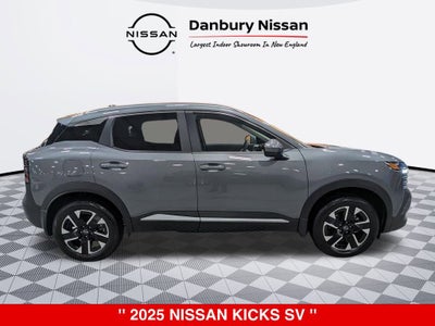 2025 Nissan Kicks SV