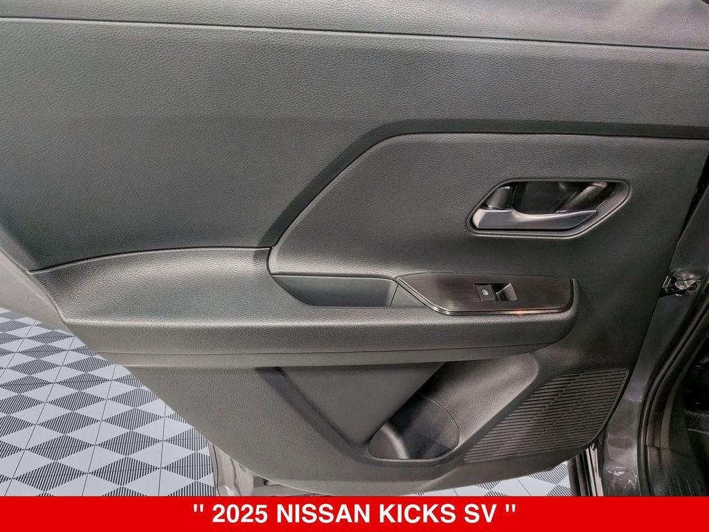 2025 Nissan Kicks SV