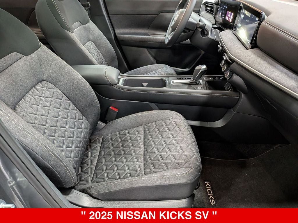 2025 Nissan Kicks SV