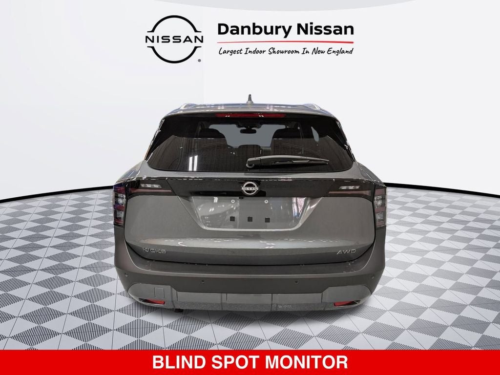 2025 Nissan Kicks SV